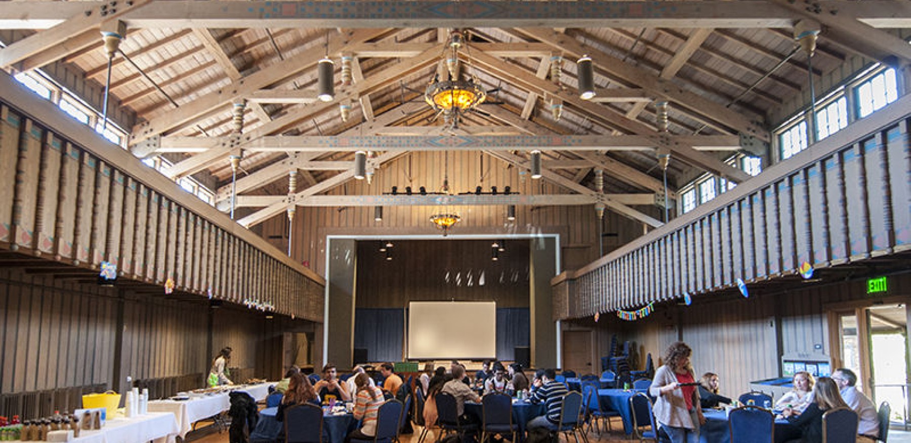 Berkeley&rsquo;s Anna Head Alumnae Hall, the real timber-beamed room it resembles